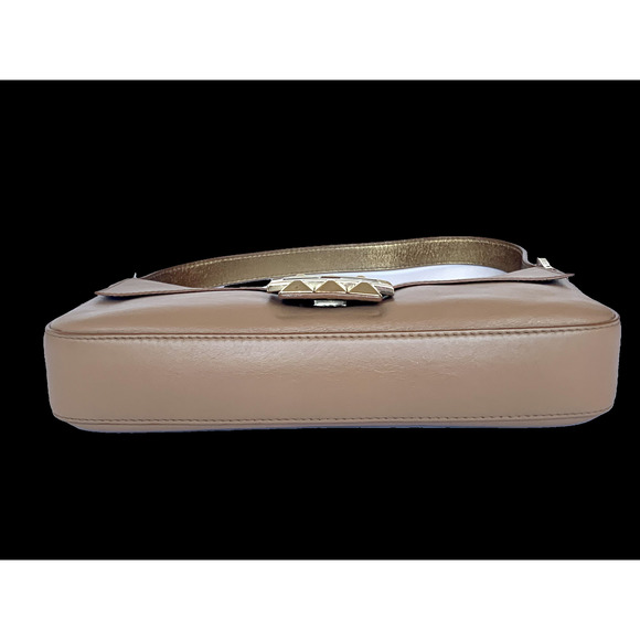 Fendi Baguette Beige Leather with Gold Studded Metal Buckle - Picture 7 of 16